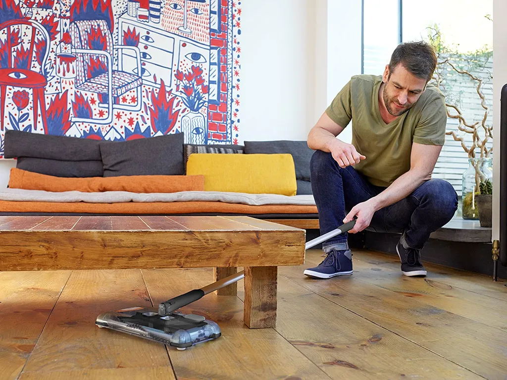 Black & Decker PSA215B Akku-Kehrbesen, 7,2V Li-Ion 5 Black & Decker PSA215B Akku-Kehrbesen, 7,2V Li-Ion – Bild 5