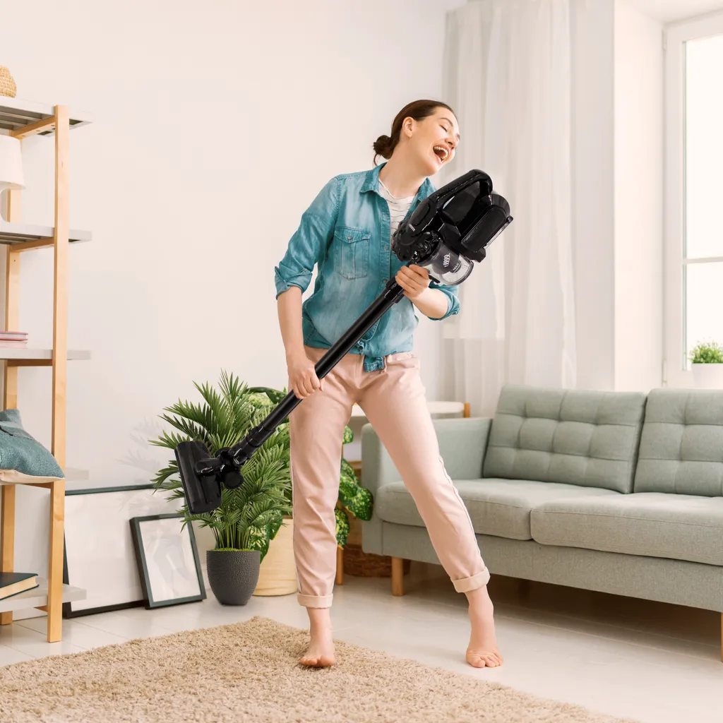 AREBOS Akku Staubsauger, 2-in-1 Hand- Und Bodenstaubsauger, 2 Leistungsstarke Saugmodi, Beutellos, Kabellos Bis Zu 55 Minuten, Mit Wandladestation, Schwarz 2 AREBOS Akku Staubsauger, 2-in-1 Hand- Und Bodenstaubsauger, 2 Leistungsstarke Saugmodi, Beutellos, Kabellos Bis Zu 55 Minuten, Mit Wandladestation, Schwarz – Bild 2