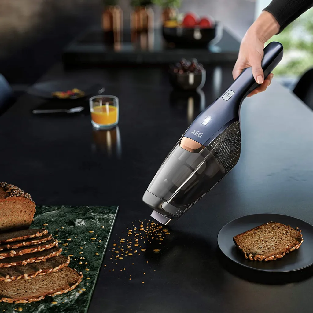 AEG QX8-1-45IB 900277412, Indigo Blau Metall, Akku-Stielsauger, Trockensauger 4 AEG QX8-1-45IB 900277412, Indigo Blau Metall, Akku-Stielsauger, Trockensauger – Bild 4