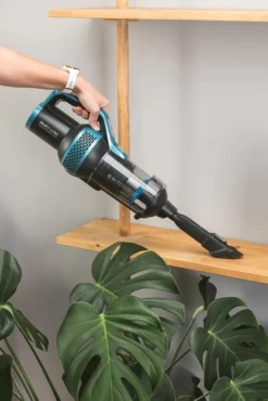 Hand- Und Akkustaubsauger ETA Magic Aqua Plus 3 In 1 28,8 V Artikel-Nr.: ETA723690000 Xtrem Leistungsstarker 5-in-1-Handstabstaubsauger Mit Hervorragender Filterung, Konstant Starker Saugleistung, 28,8 V Li-Ionen-Akku Und Umfangreichem Zubehör -Besten Staubsauger Geschäft f4598bdc40bfc48dbd3bb215d0f00e04